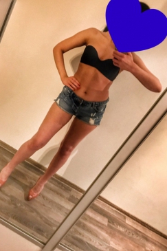 Александра, 23 года